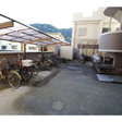 屋根付き駐輪場　バイクは有料です 