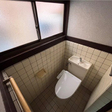 トイレは、洋式と和式の二か所あり 