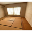 2階　10帖和室に2帖分の板間があります。  