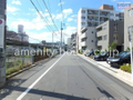 線路が近いのですが、バルコニーは線路側でないため、そんなに気になりませんでしたよ★ 