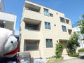 角度を変えて外観を撮影。 