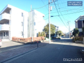 ●遠目から撮影。周辺はとっても閑静な住宅街。 