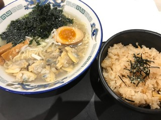 海ほたる