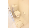 温水洗浄暖房便座完備のトイレスペース！ 