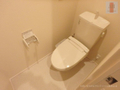 温水洗浄暖房便座付のトイレスペース！ 