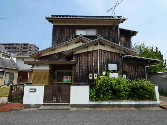 宇部市神原町一丁目 5SDK中古住宅 / 5SDK 920万円 専有128.07m2