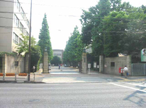 いよいよ「進学・就職」の時期となってまいります。エイセンハウスでは「初めての一人暮らし」応援します。お声がけお待ちしています。　