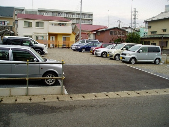 飯島駐車場 駐車場 ソニー 8 000円 賃貸空室情報 小田急線本厚木駅 神奈川工科大学周辺 の賃貸アパート マンション 売買不動産情報満載 株式会社鈴木不動産
