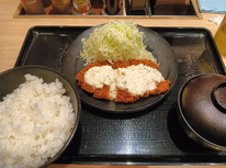 半年ぶりのチキンカツ