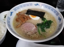 厚木バスセンターのすぐ隣