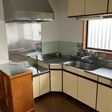 参考写真　作業スペース広めのＬ型キッチン 