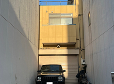 曳舟の日の丸不動産！【希少】東京スカイツリー近くの向島3丁目貸倉庫｜駐車場付き＆駅近5分の好立地！