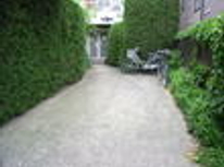 下北沢駅より1分　女子学生専用マンション