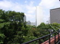 賃貸　ブログ　毎日が絵画館（大使館　議長公邸を睥睨する！？）