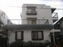 渋谷駅まで歩けます。　目黒青葉台のワンルーム