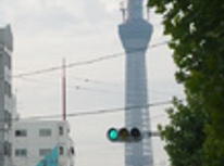 賃貸ブログ　三ノ輪・三ノ輪橋・浅草　1Ｋ　スカイツリーがヒョコヒョコ顔を出します