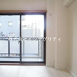 南バルコニーに面している洋室　明るいお部屋です！ 