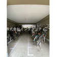 屋根付きの駐輪場 