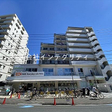マンションの1階にはオーケーがあってお買物便利 