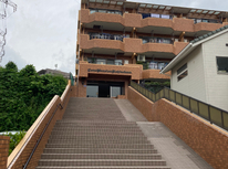 ≪ライオンズマンション岸根公園≫　買取り契約を締結致しました。