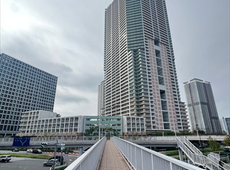 ★弊社売主物件★『アーバンドックパークシティ豊洲タワーA』豊洲エリアの人気物件！2LDK、60.17㎡の南向き、新規内装リノベーション、レインボーブリッジVIEW！豪華な共用施設も魅力！