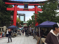 スタッフとお散歩