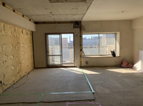 室内の解体が終わりました。これからリノベーション工事が始まります♪