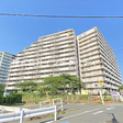 広くて明るい敷地の大規模物件  