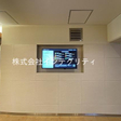 バスの到着などをお知らせしてくれるモニターがあります。  