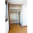 北側洋室収納 