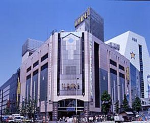 ルミネ新宿１