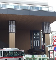 北口・バスロータリー