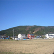 アパート前。目の前に田園風景が広がります。 