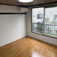 洋室8帖 