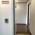 玄関より 