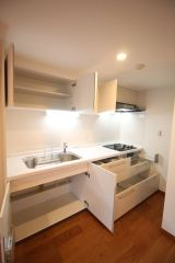 川口アパートメント室内