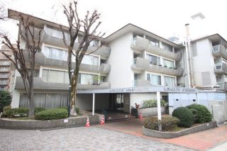 川口アパートメント