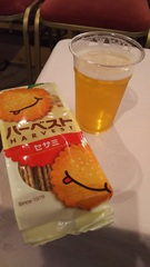 (株)松屋撮影：飯田橋桜まつりフラワープレゼント