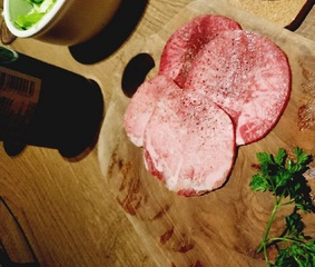 飯田橋グルメ焼肉「神楽坂焼肉キンタン」写真