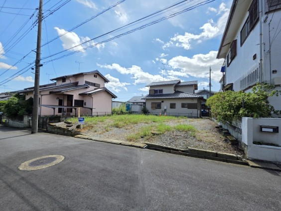 南7丁目 建築条件の無い平坦地 建築条件無し / 900万円 不動産