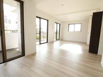 ★2階南西角部屋　フルリフォーム施工マンション