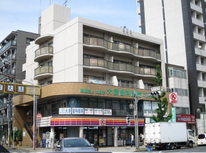 大通沿いの視認性も高い1階の希少物件【山弥ビル】のご紹介