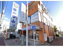 瀬戸街道沿い1階、打ちっ放しのオシャレ物件のご紹介