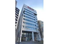 桜通沿い1階の超視認性の高い物件のご紹介です