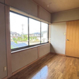 二階居室日当たり・風通し良好です♪ 