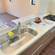 リビングの様子を見渡せるキッチン♪ 