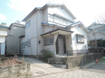 【大倉山】４LDK　専用庭＆駐車場付き貸家・８４平米越