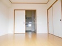 【大倉山】バストイレ別★追い焚き★１DKマンション★洋室約７帖