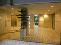 新宿駅南口まで５分のハイグレード分譲オフィス