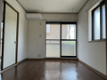 洋室になります！南西角部屋でとっても明るいです！ 